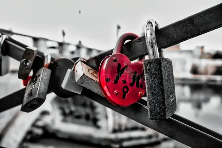 Promise Bridge Dubai love lock bridge at The Yard Al Khawaneej